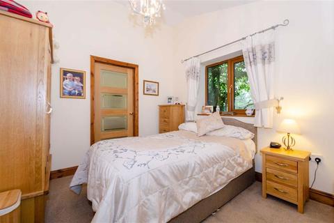 Oxbine Chapel Lane, Callow Hill, Kidderminster, DY14 9XE