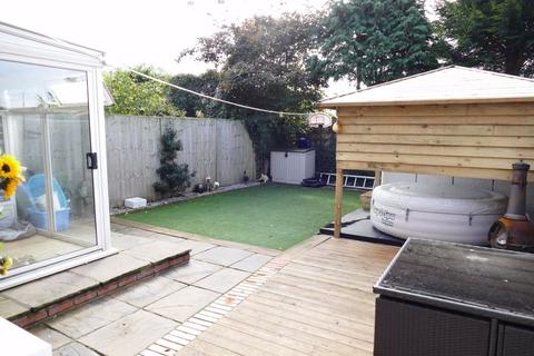 10 Cherry Crescent, Holme On Spalding Moor, York, YO43 4HS