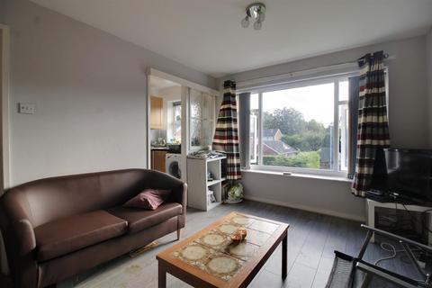 22 Abbeydale Grove, Leeds, LS5 3RE