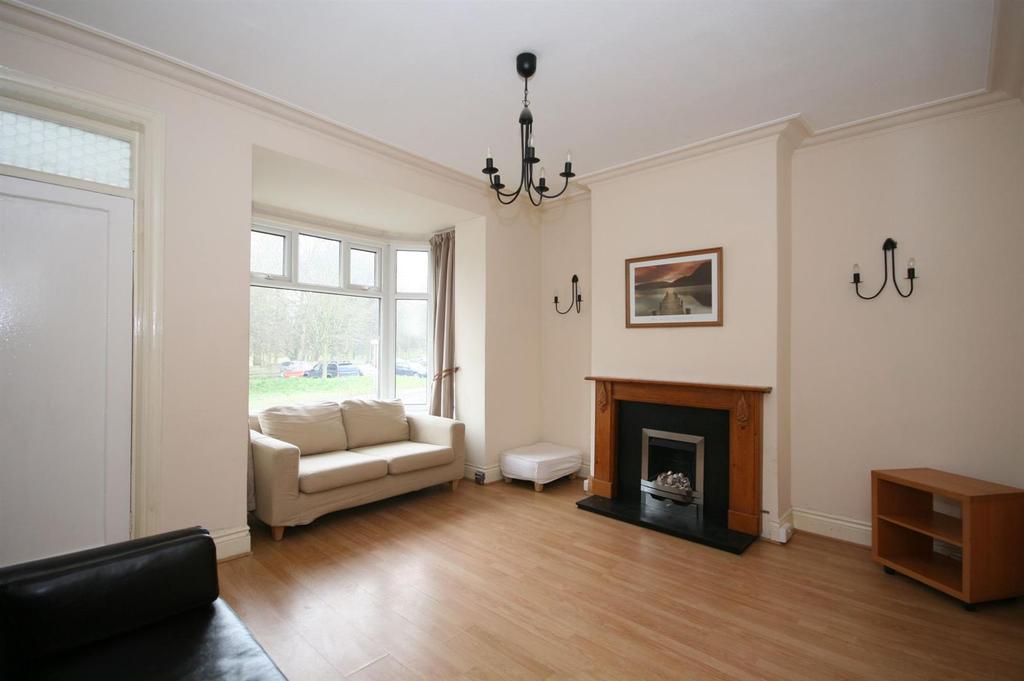 Fink Hill, Horsforth 4 bed terraced house £279,950