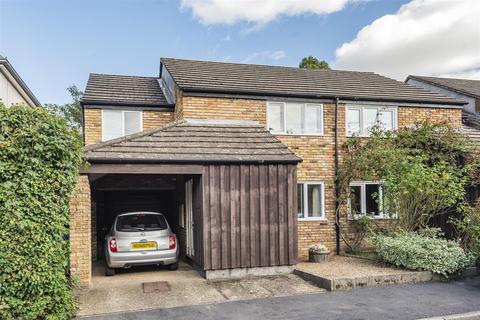 6 Imworth Cottages, Thames Ditton, KT7 0XZ