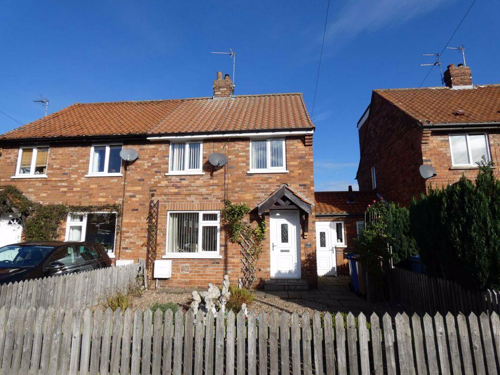 Nunnery Walk, South Cave 2 bed terraced house £145,000