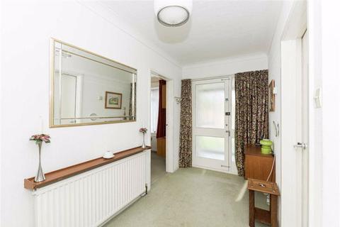 9 Cleveland Road, Worcester Park, KT4 7JQ