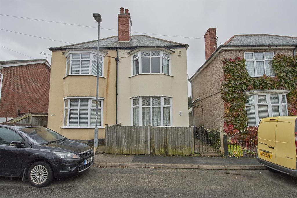 New Street, Earl Shilton 3 bed semidetached house £150,000