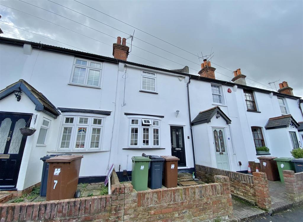 Rosebery Road, Bushey 2 bed terraced house £385,000