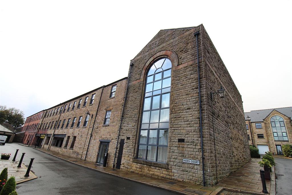 Kiers Court, Horwich, Bolton 2 bed flat £159,950