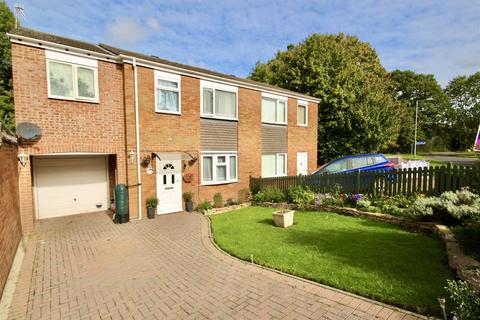 64 Conisborough, Toothill, Swindon, SN5 8ET