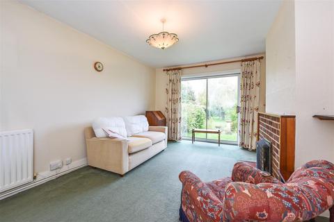 23 Hedge End Road, Andover, SP10 2DH