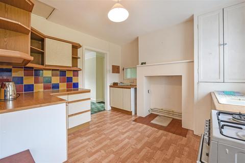 23 Hedge End Road, Andover, SP10 2DH