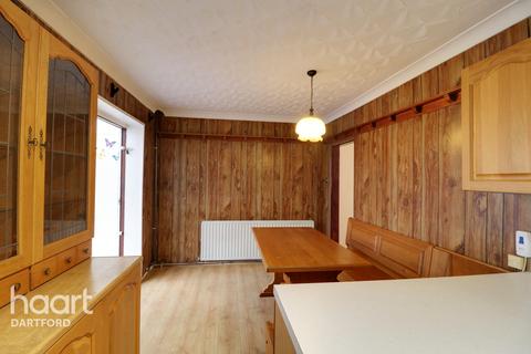144 Henderson Drive, Dartford, DA1 5LG