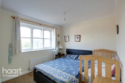 93 Hayfield, Stevenage, SG2 7JR