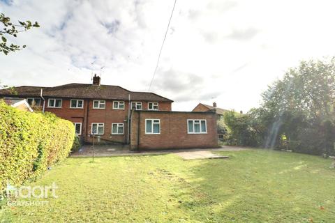 31 Church Fields, Headley, Bordon, GU35 8PF