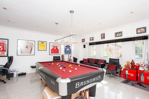 10 Avonstowe Close, Orpington, BR6 8NA