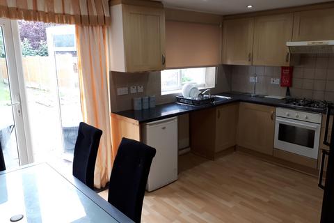 1 bedroom in a house share to rent, Room 3, Capcroft Road, Billesley,B13 0JB