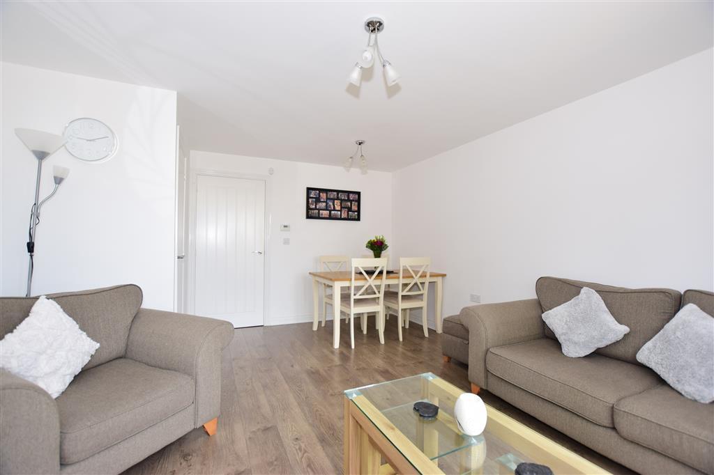 Gates Drive, Maidstone, Kent 2 bed terraced house £260,000