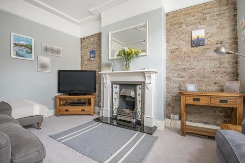 22 Crebor Street, London, SE22 0HF