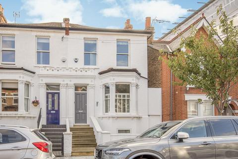 22 Crebor Street, London, SE22 0HF