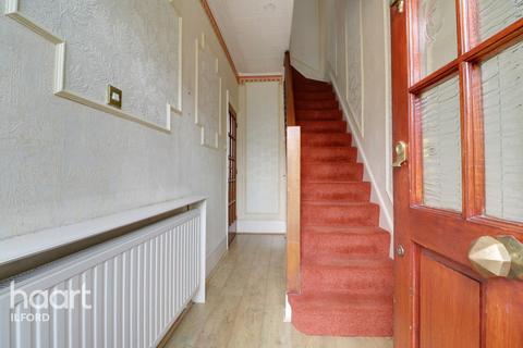 10 Twyford Road, Ilford, IG1 2QN