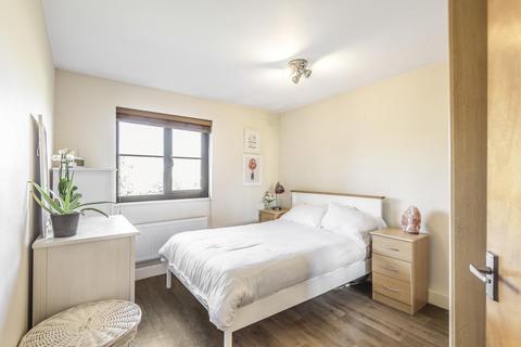 9 Penny Mews, London, SW12 8PU