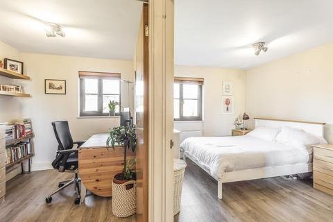 9 Penny Mews, London, SW12 8PU