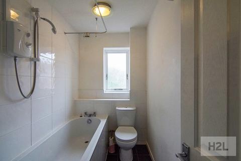 1 bedroom flat to rent, Rochester Close, Nuneaton CV11 5XL