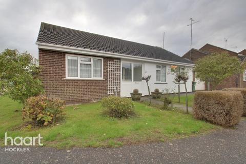 1 Arnolds Way, Rochford, SS4 3HW