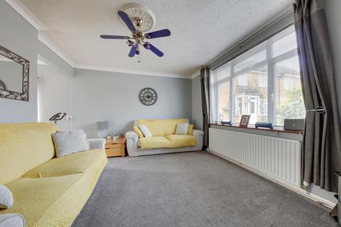 35 Lancing Road, Romford, RM3 8QJ