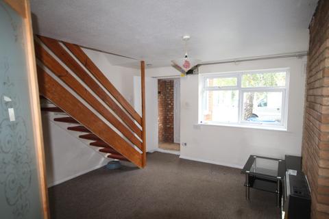 2 bedroom terraced house to rent, Dickens Drive