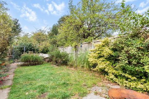 114 Howson Road, London, SE4 2AU