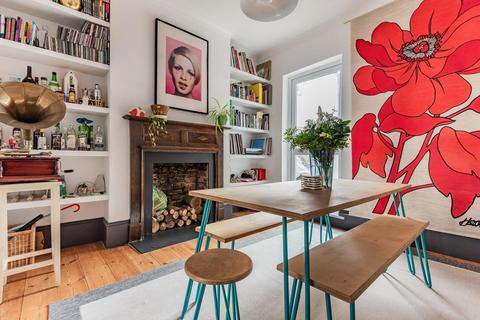 114 Howson Road, London, SE4 2AU
