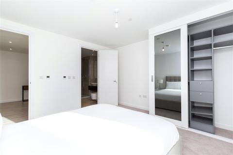 3 bedroom apartment to rent, City North Place, London, N4