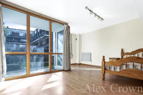 4 bedroom maisonette to rent, Camden Street, Camden