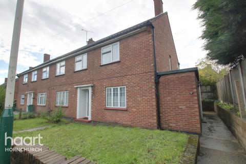 8 Gatwick Way, Hornchurch, RM12 6DX