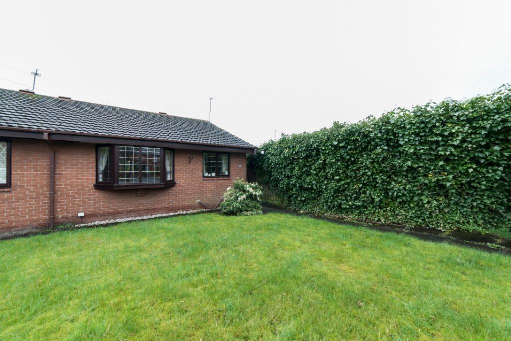 Violet Way, Middleton, M24 2 bed bungalow £150,000