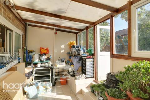 40 Haydens Close, Orpington, BR5 4JE