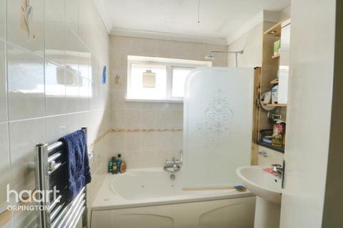 40 Haydens Close, Orpington, BR5 4JE