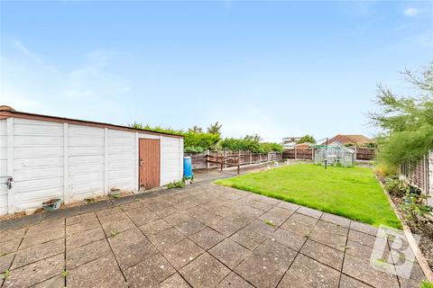 17 Coutts Avenue, Shorne, Gravesend, DA12 3HJ