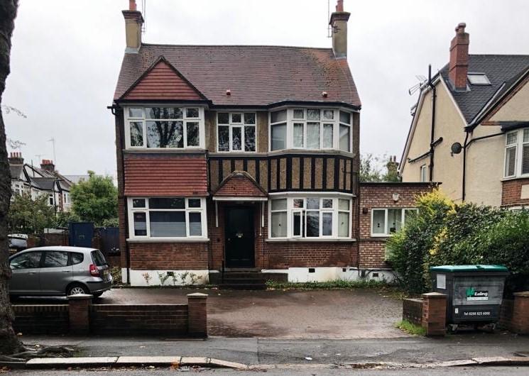 Pitshanger Lane, Ealing, W5 4 bed detached house for sale £1,600,000