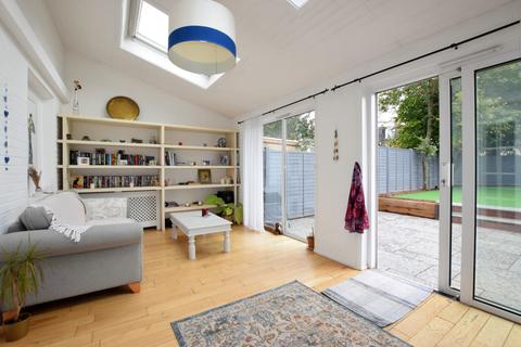4 Ferndale Gardens, Exeter, EX2 9BG