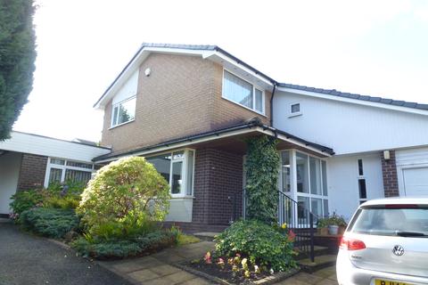 10 Edale Close, Leyland, PR25 3BB