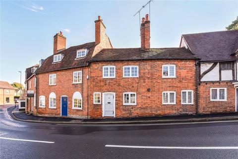 10 Bridge Square, Farnham, GU9 7QR