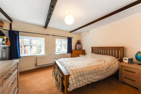 10 Bridge Square, Farnham, GU9 7QR