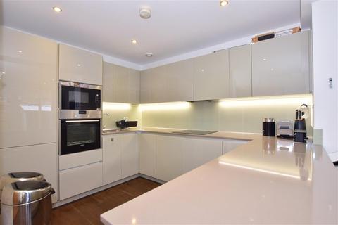 16 Mowbray Close, Epping, CM16 5AZ
