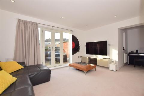 16 Mowbray Close, Epping, CM16 5AZ