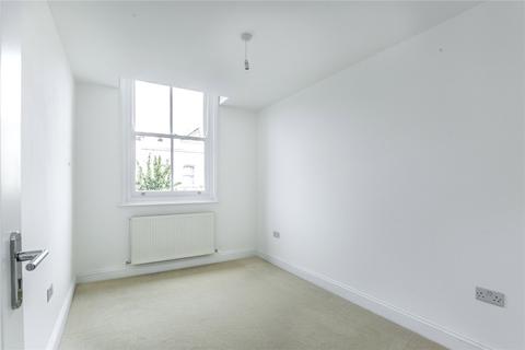Flat 2, 36 Walsingham Road, London, E5 8NF