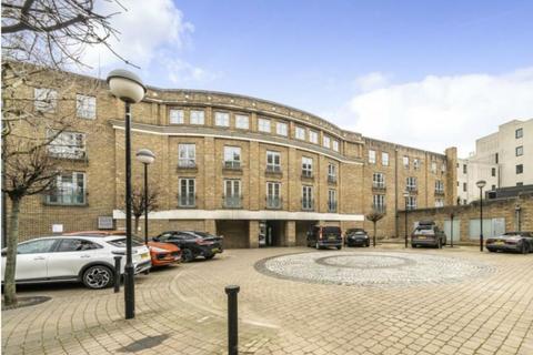 1 bedroom flat to rent, Roberts Court, London, N1