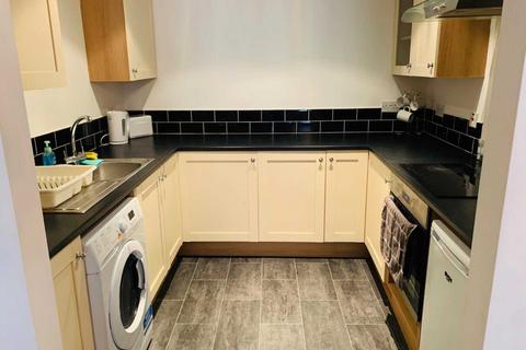 2 bedroom flat to rent, Landmark Place Churchill Way, Cardiff