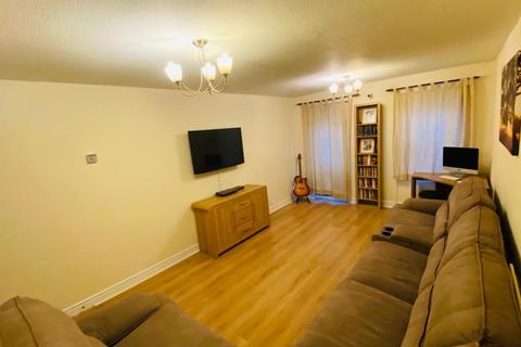 108 Stanley Road, Hounslow, TW3 1YT