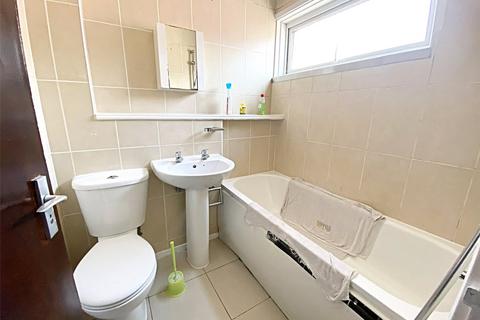 3 bedroom terraced house to rent - Suffolk Road, London, N15