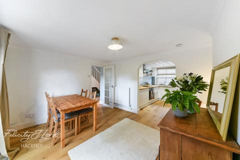15 Dericote Street, London, E8 4PG